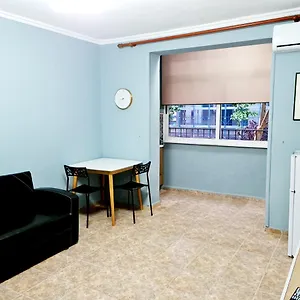 2v1 - 21 Dhjetori Am Tirana